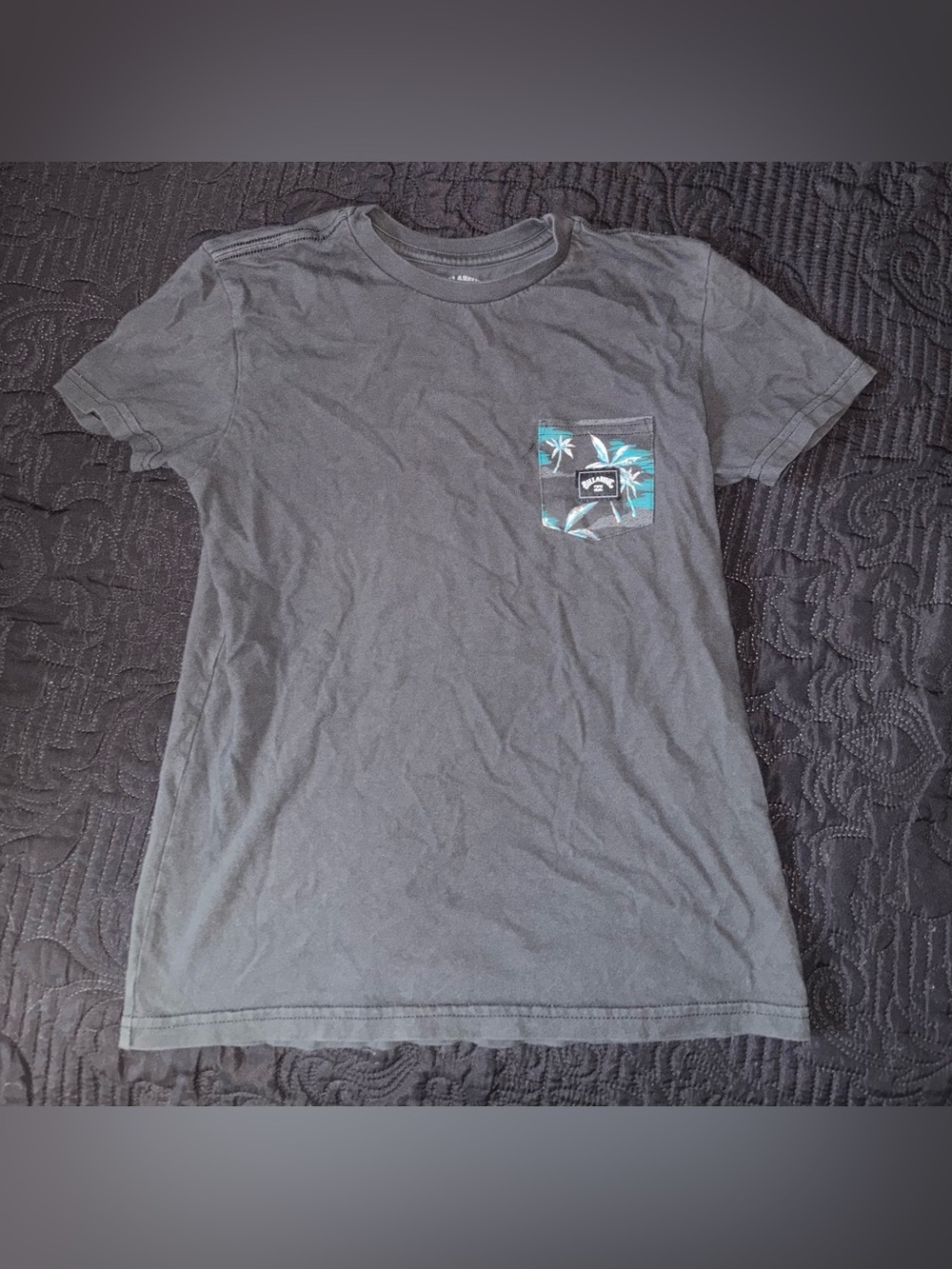 Billabong Charcoal Short Sleeve Tee with Tropical Pocket Size Small